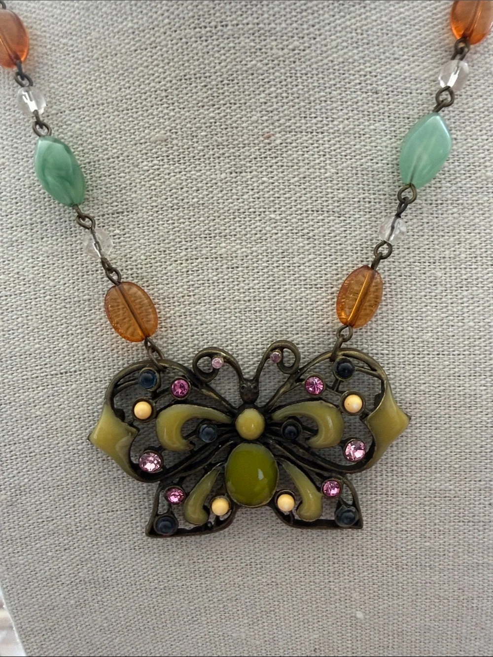 Vintage Butterfly Pendant Necklace with Green & Orange Glass Beads. - Picture 2 of 6
